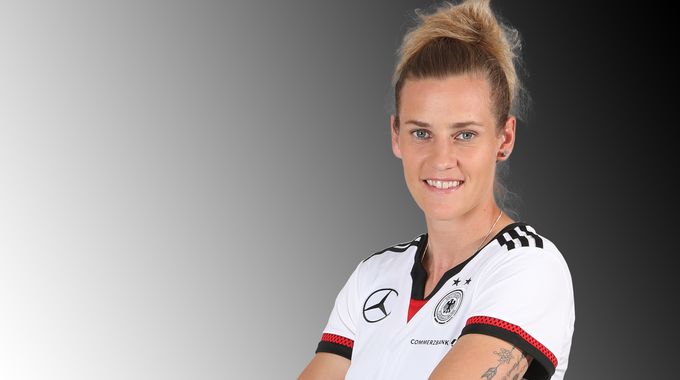 Profilbild von Simone Laudehr