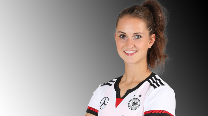 Sara Däbritz Mittelfeld Team Frauen Nationalmannschaft Frauen Mannschaften Dfb