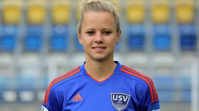 Profile picture of Laura Brosius