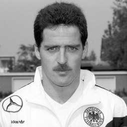15 Uwe Bein