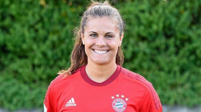 Autogramm Katie Stengel Frauen Fußball Bayern München USA Nationalspielerin #