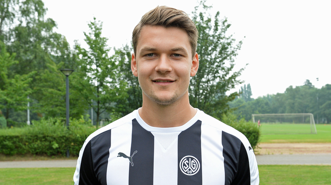 Profile picture ofFelix Clever