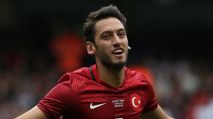 Hakan Calhanoglu Spielerprofil Dfb Datencenter