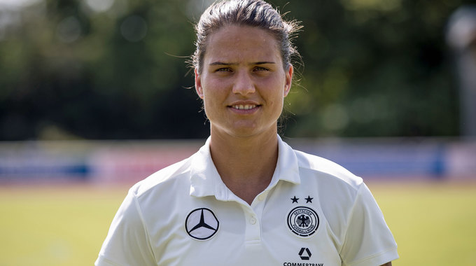 Profilbild von Dzsenifer Marozsán