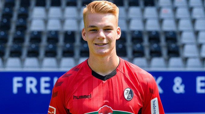 Philipp Lienhart - Spielerprofil - DFB Datencenter