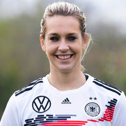 Carte Autographe Originale Lena Goeßling - DFB 2013, Signée, Foot Allemand