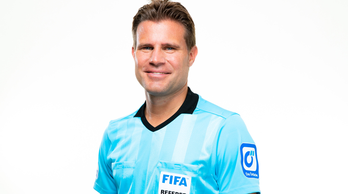 Profile picture ofDr. Dr. Felix Brych