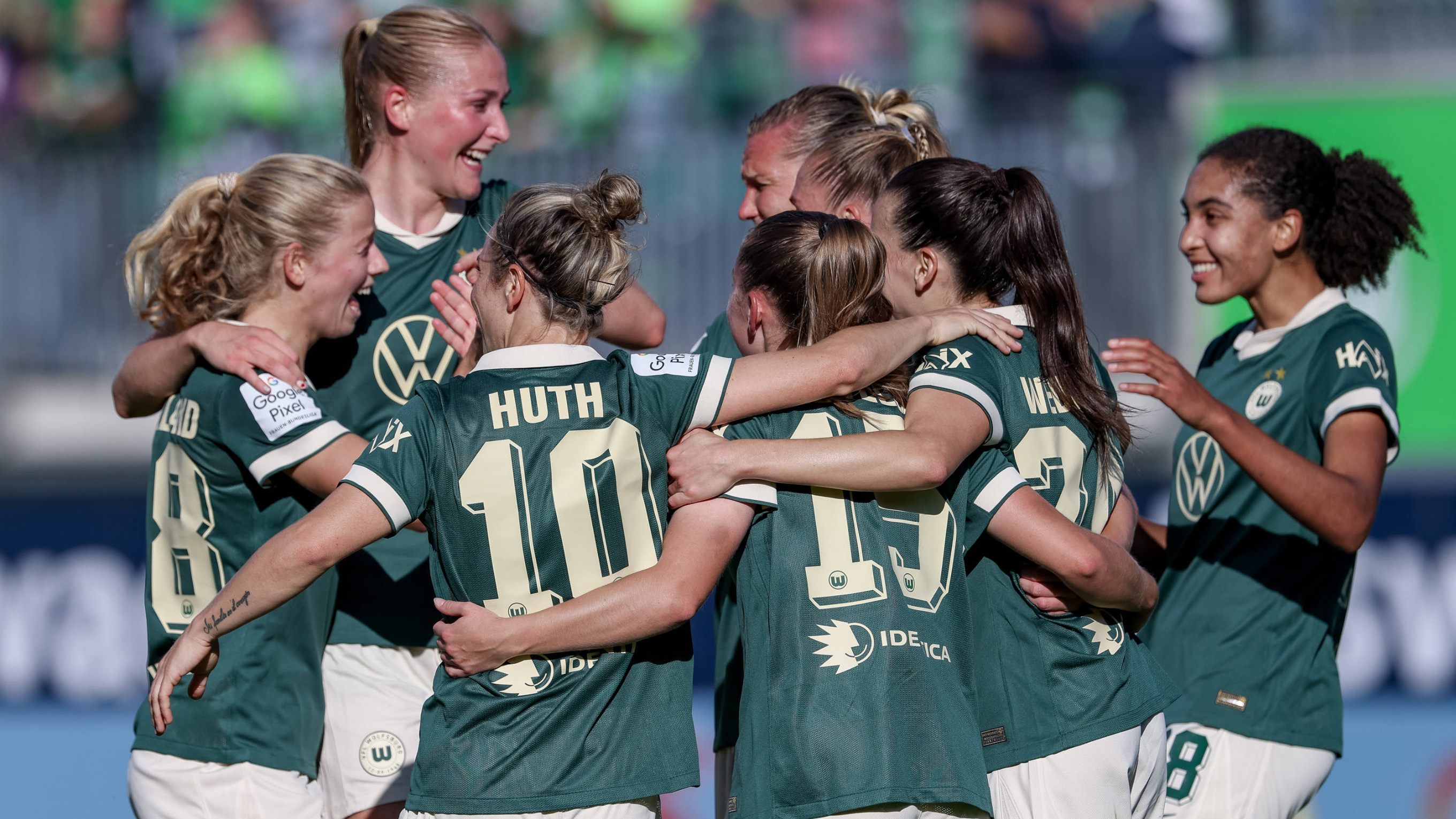 VfL Wolfsburg gewinnt zum 80-jährigen Jubiläum