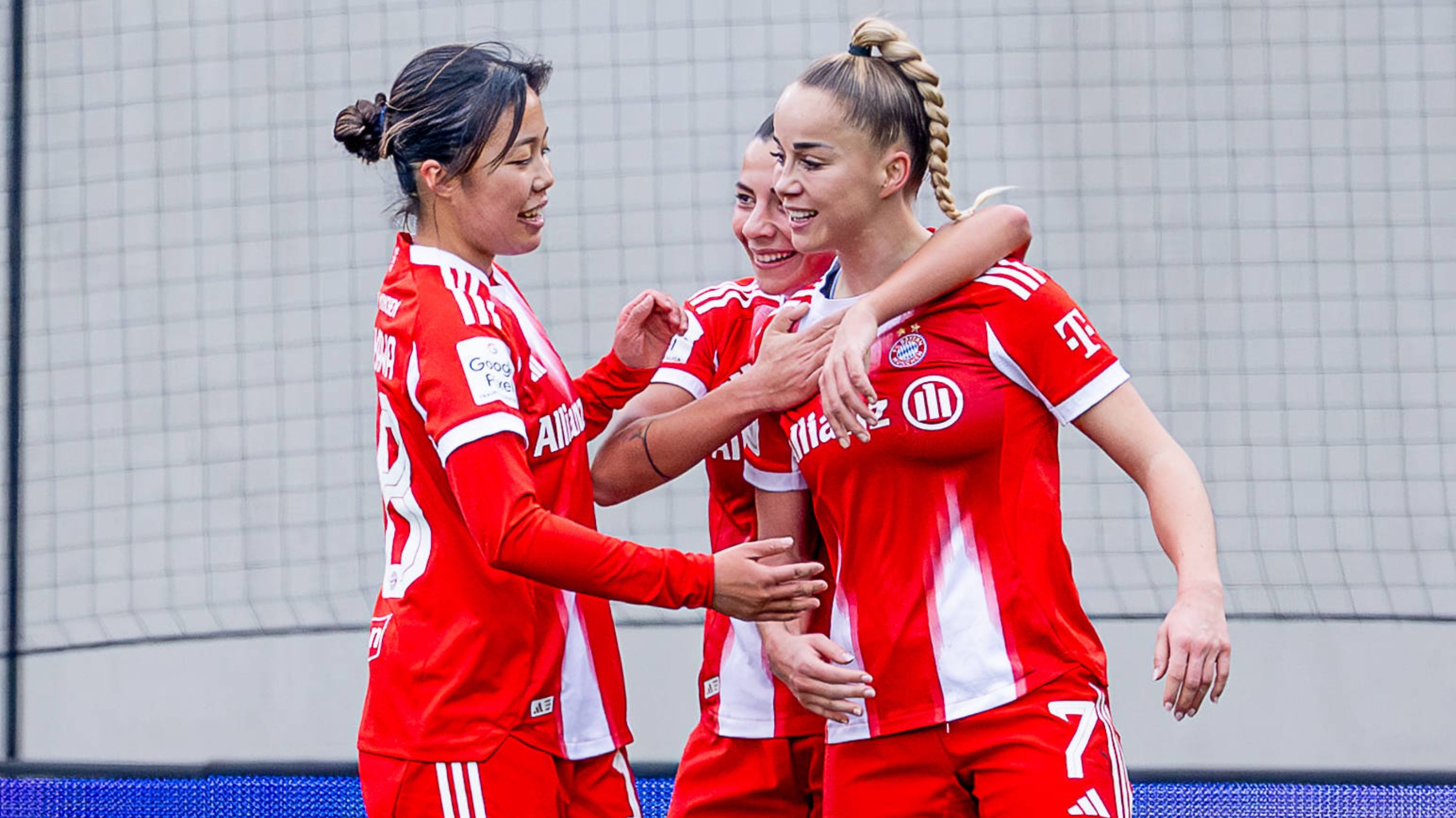 Zehnter Dreier in Folge: FC Bayern besiegt HSV 6:0