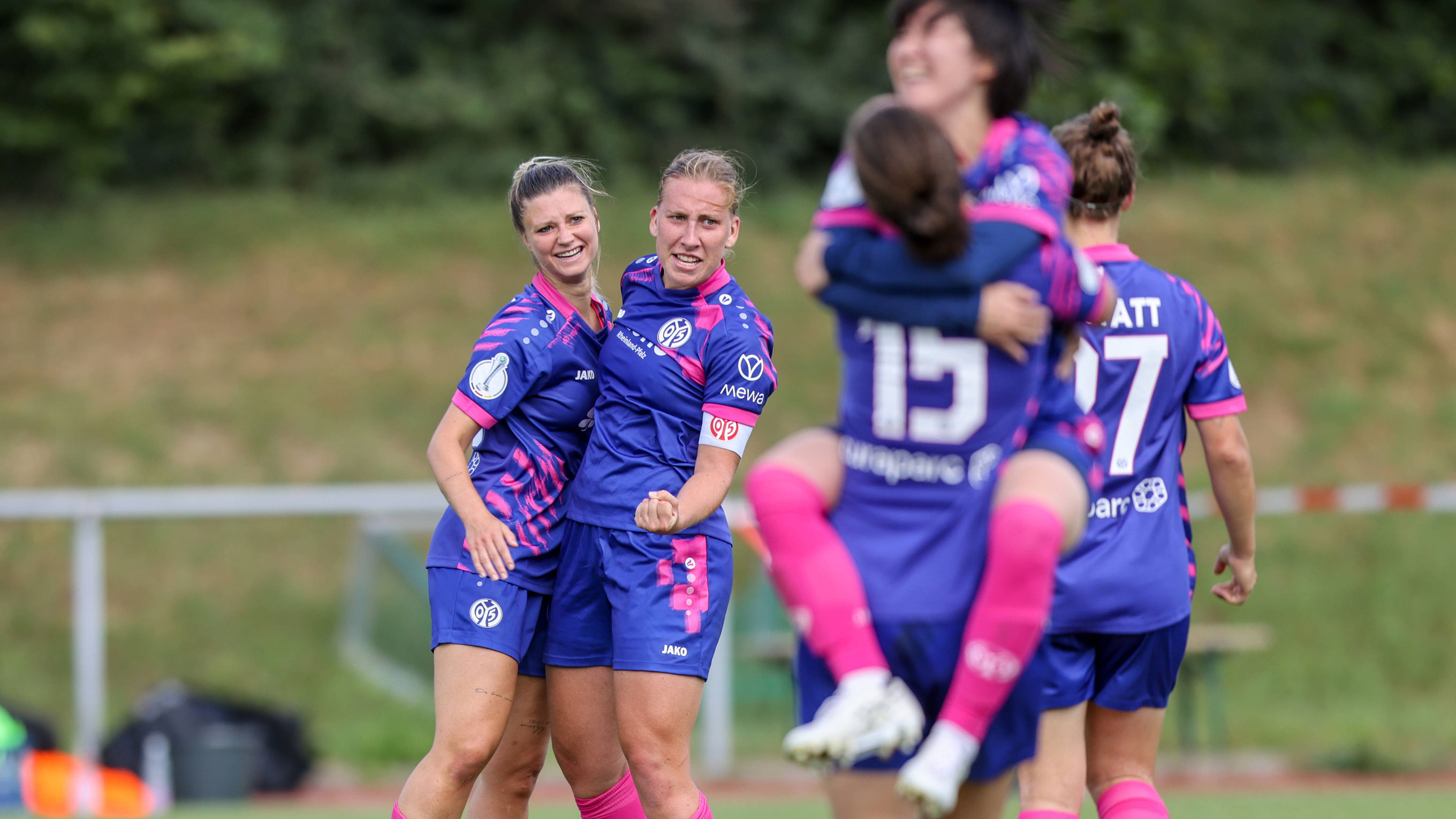 2:0 beim HSV: SC Freiburg landet ersten Dreier 2026