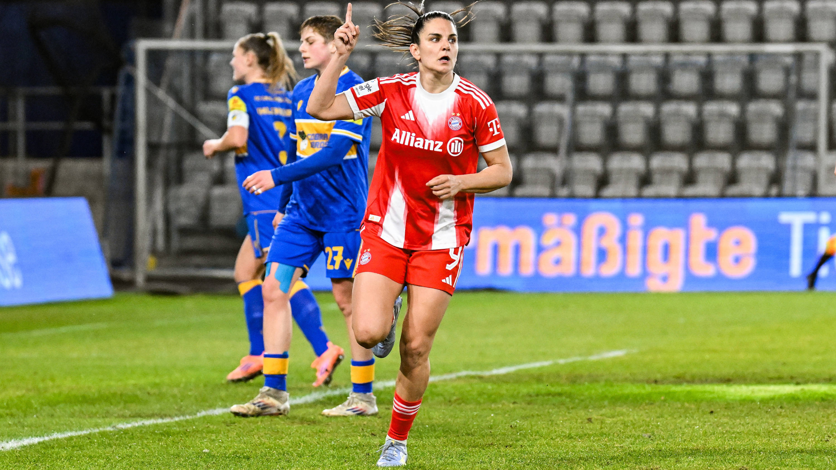 Damnjanovic leitet nächsten Bayern-Sieg ein