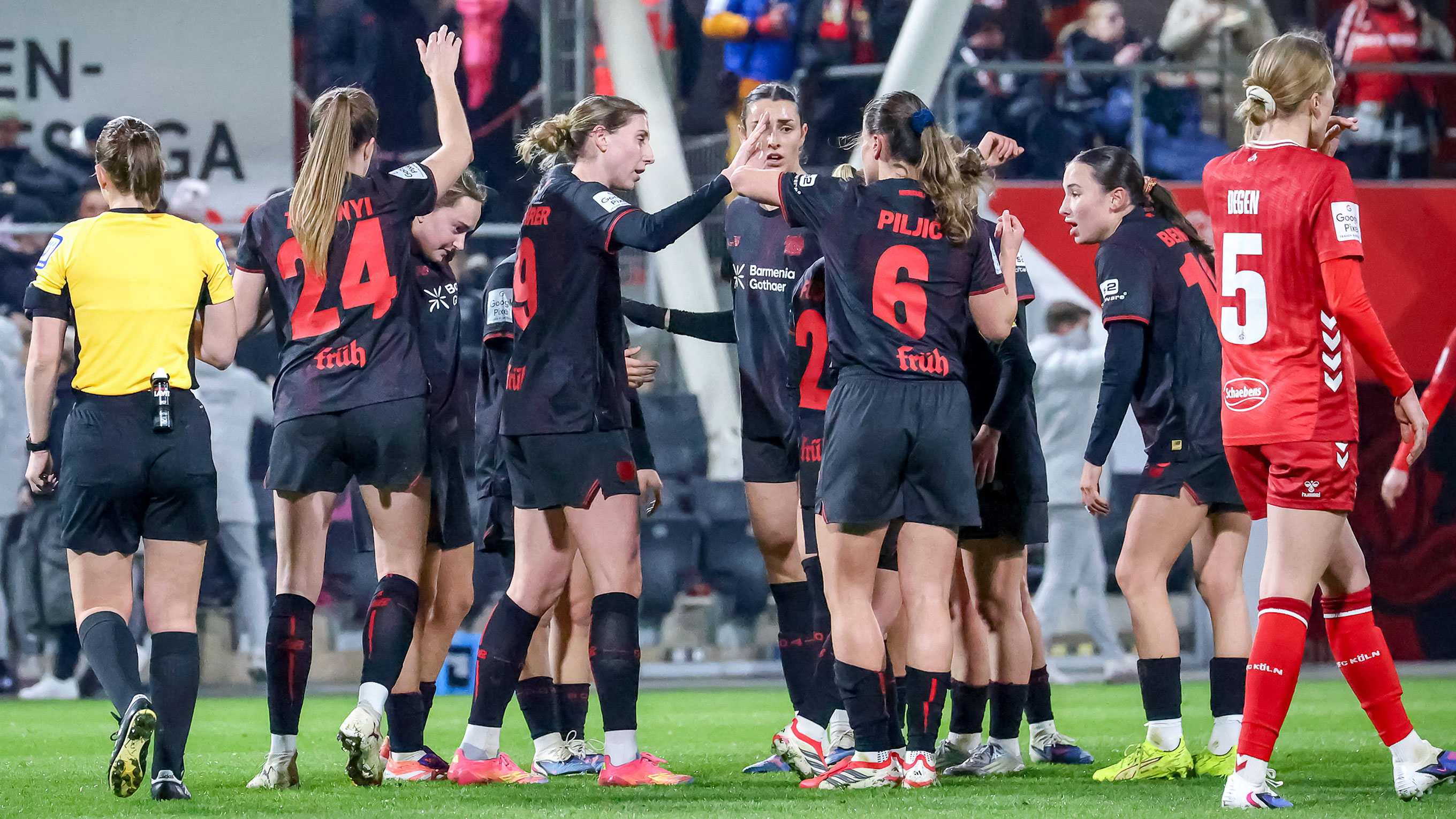 Derbysieg gegen Köln bringt Bayer 04 auf Rang drei