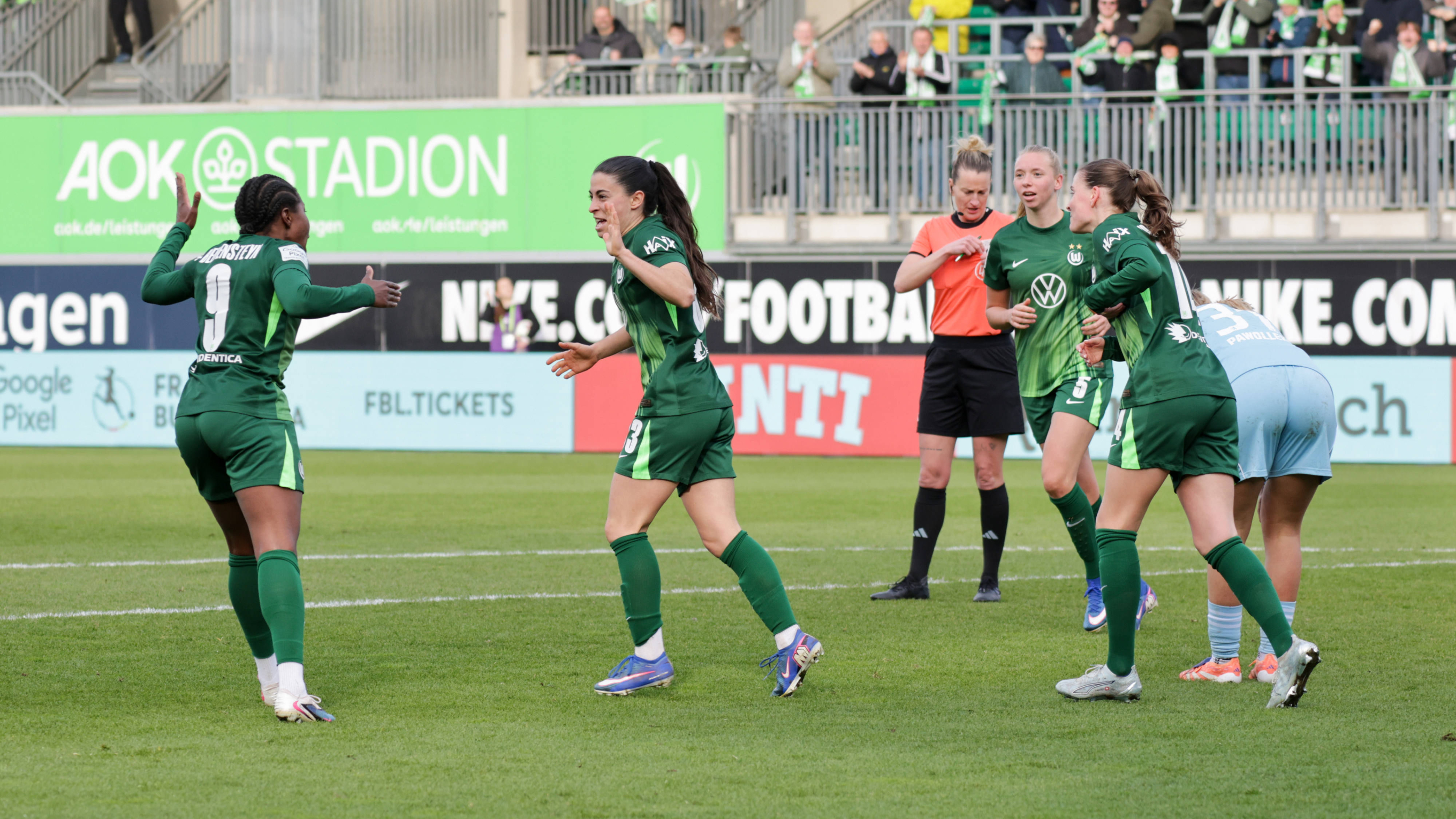 3:3! Wolfsburg gleicht in Unterzahl noch aus